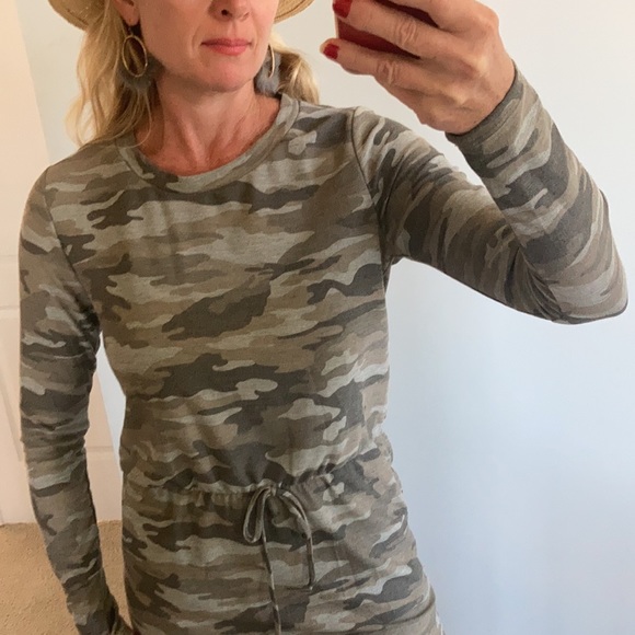 Camo Print, Elastic Waist Long Sleeve Dress - Picture 8 of 12